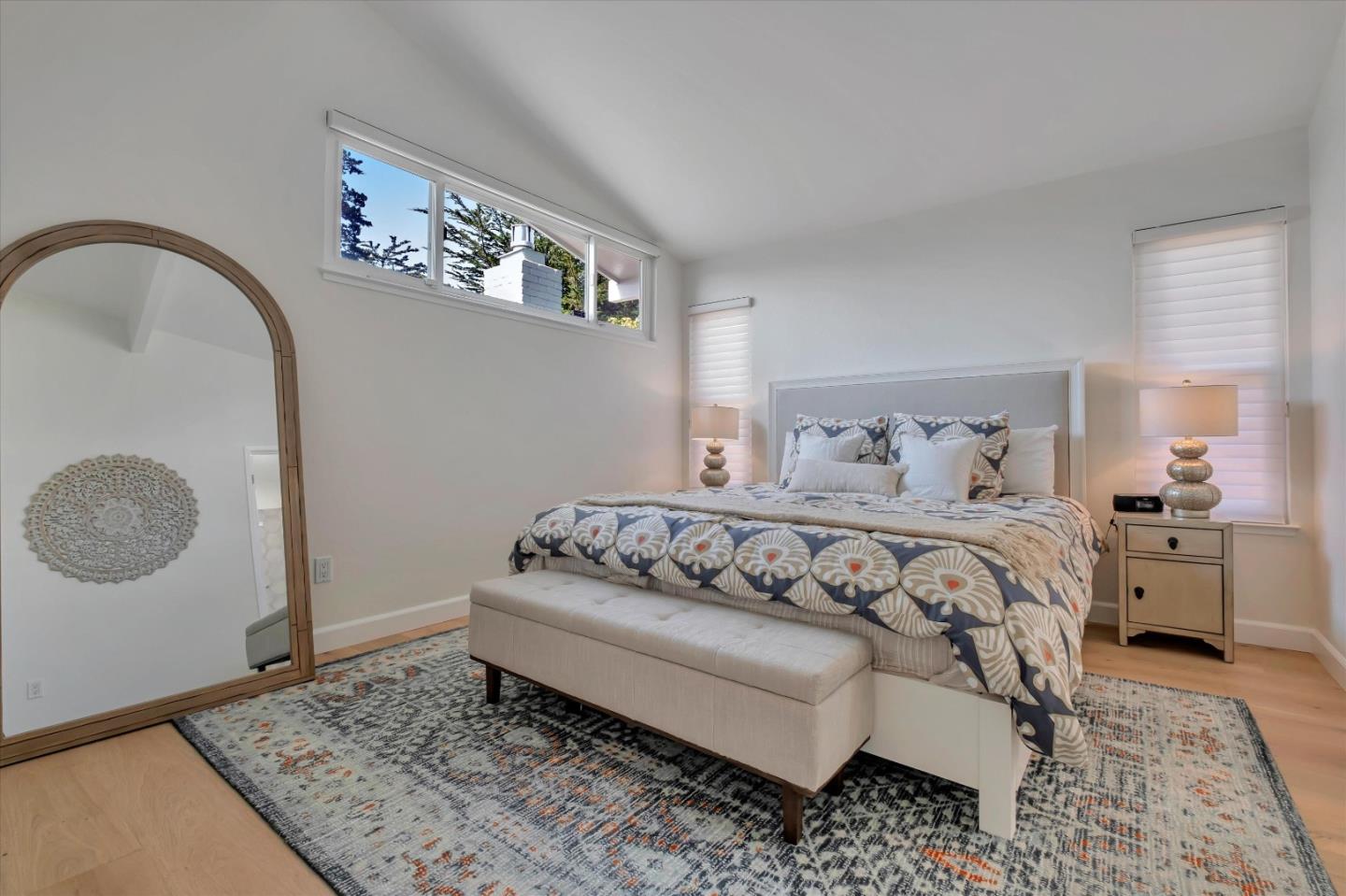627 Seacliff DR