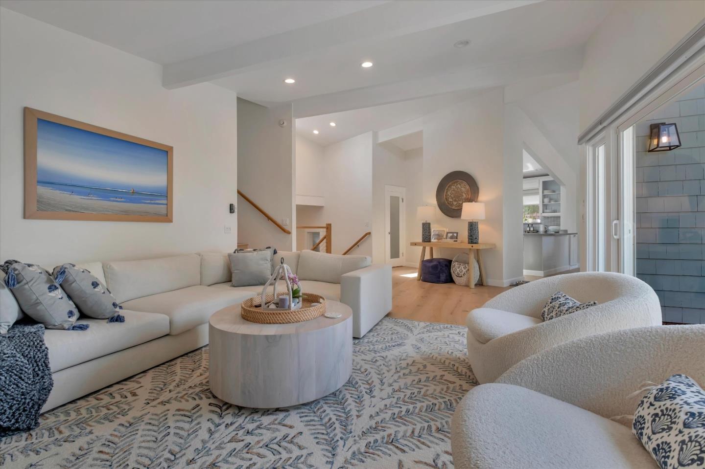 627 Seacliff DR