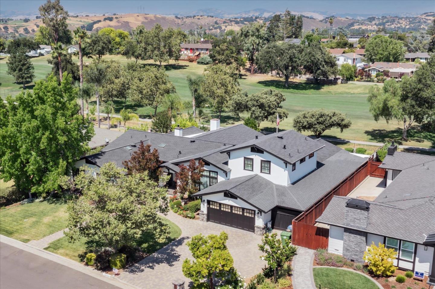 6590 Crystal Springs DR