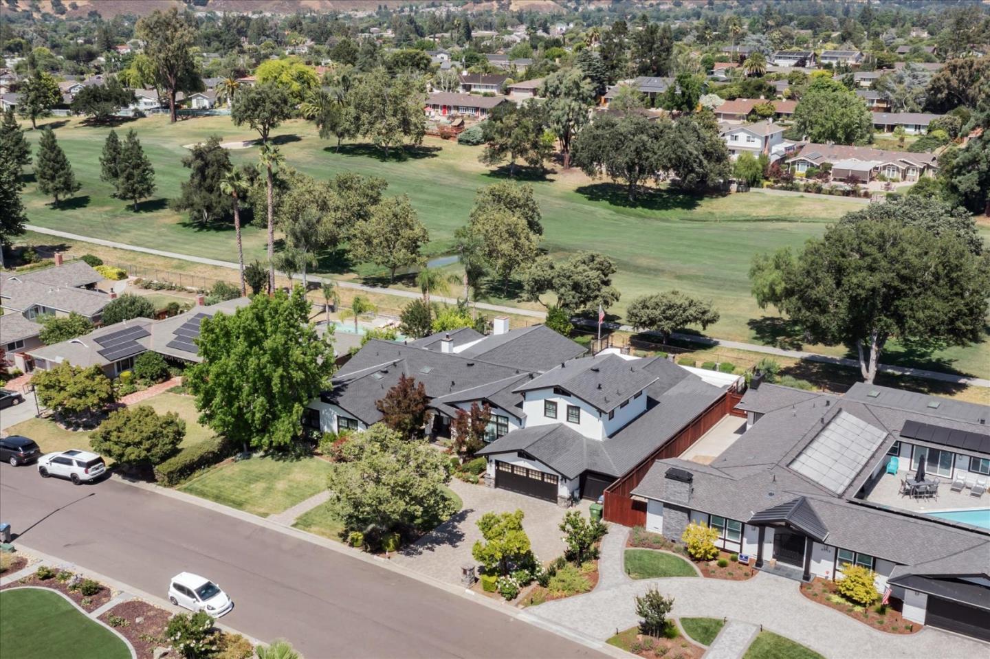 6590 Crystal Springs DR