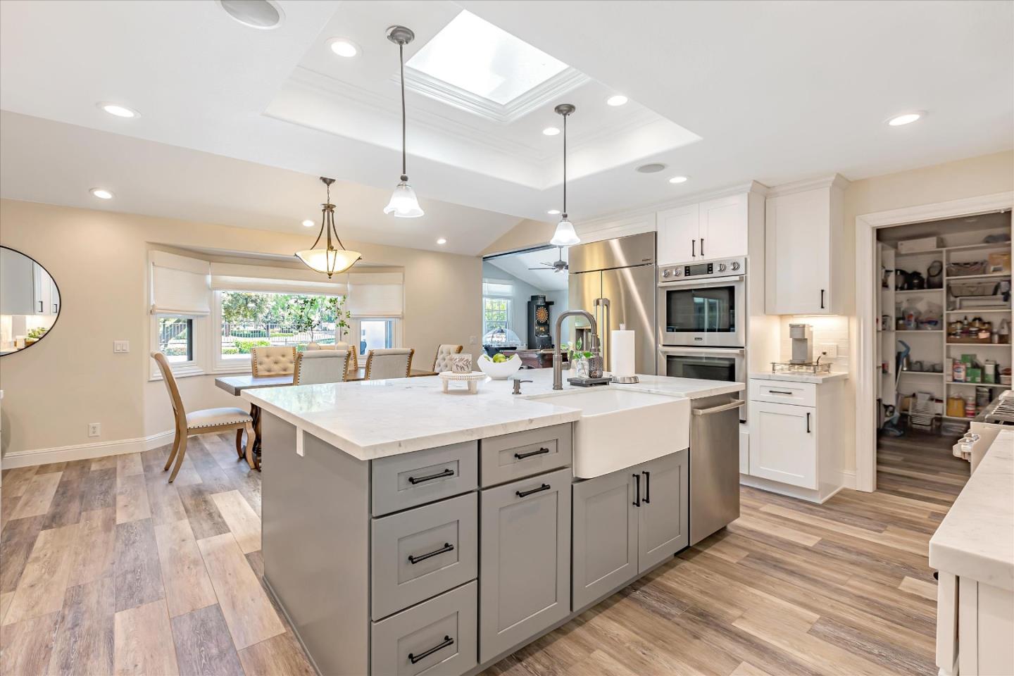 6590 Crystal Springs DR