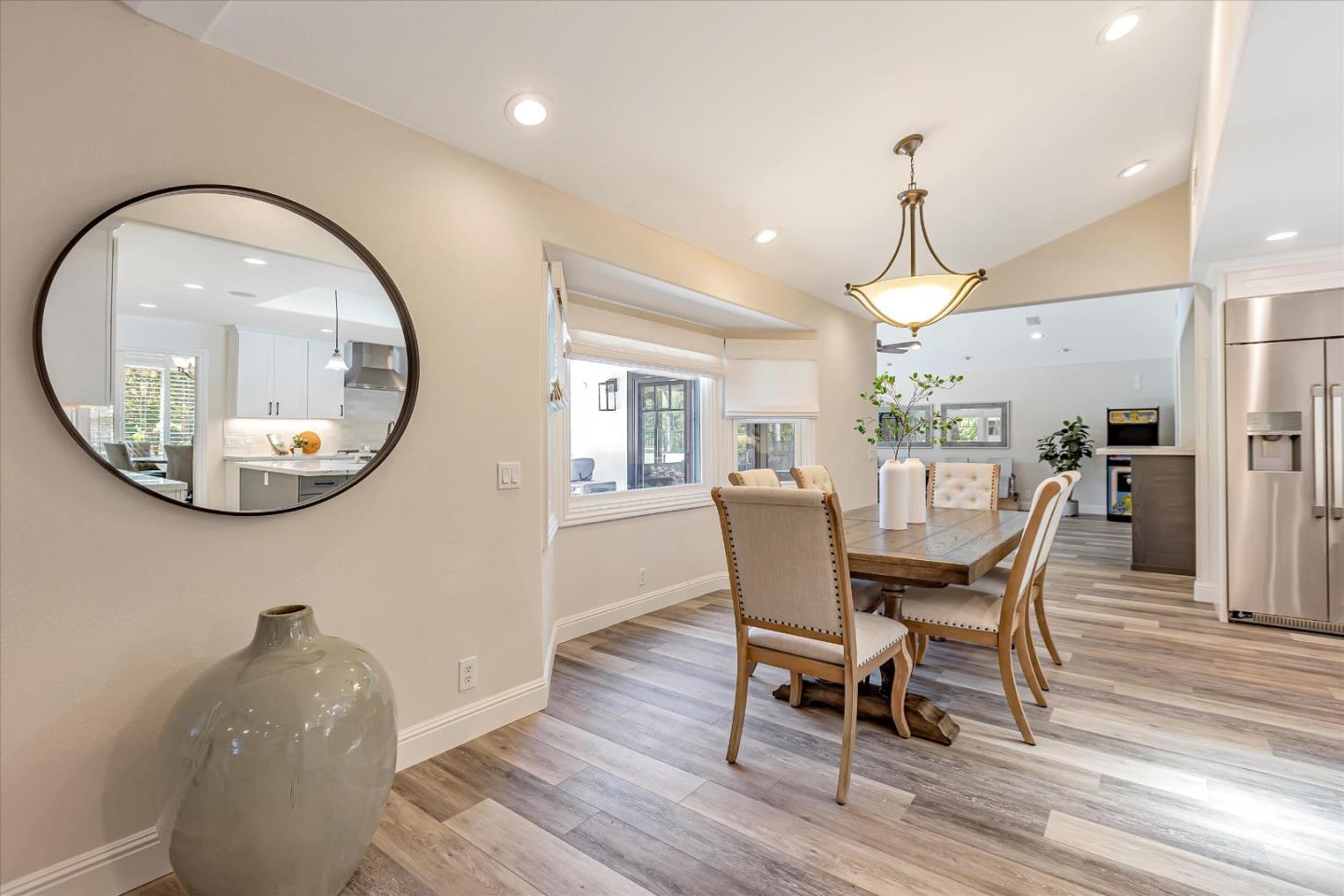 6590 Crystal Springs DR