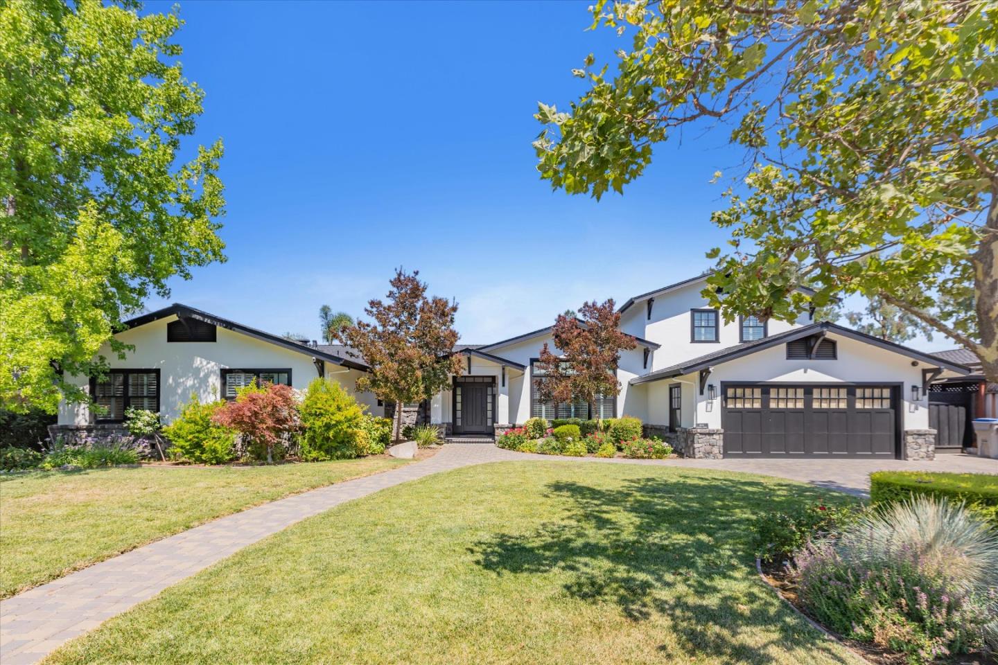 6590 Crystal Springs DR