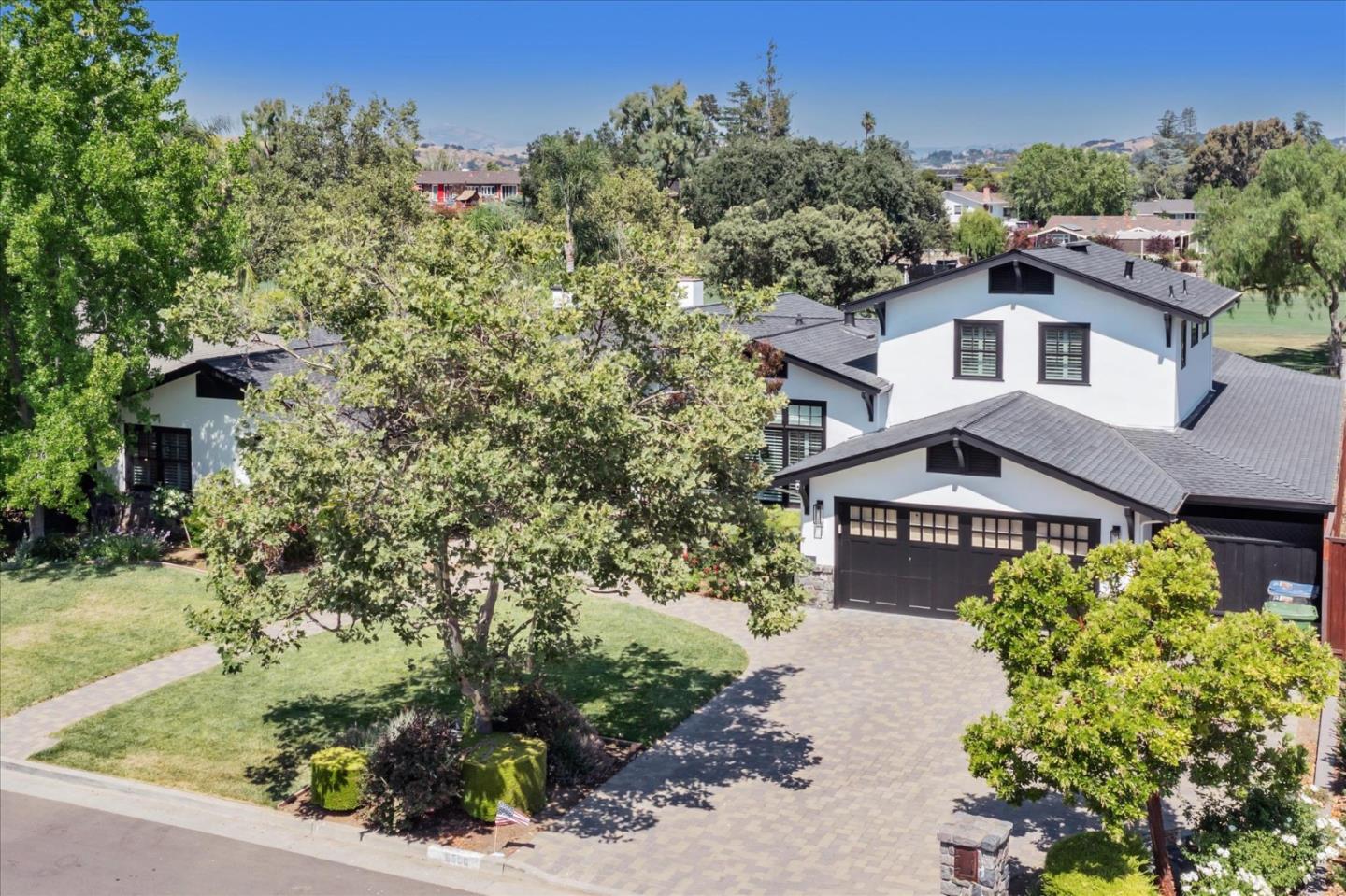 6590 Crystal Springs DR