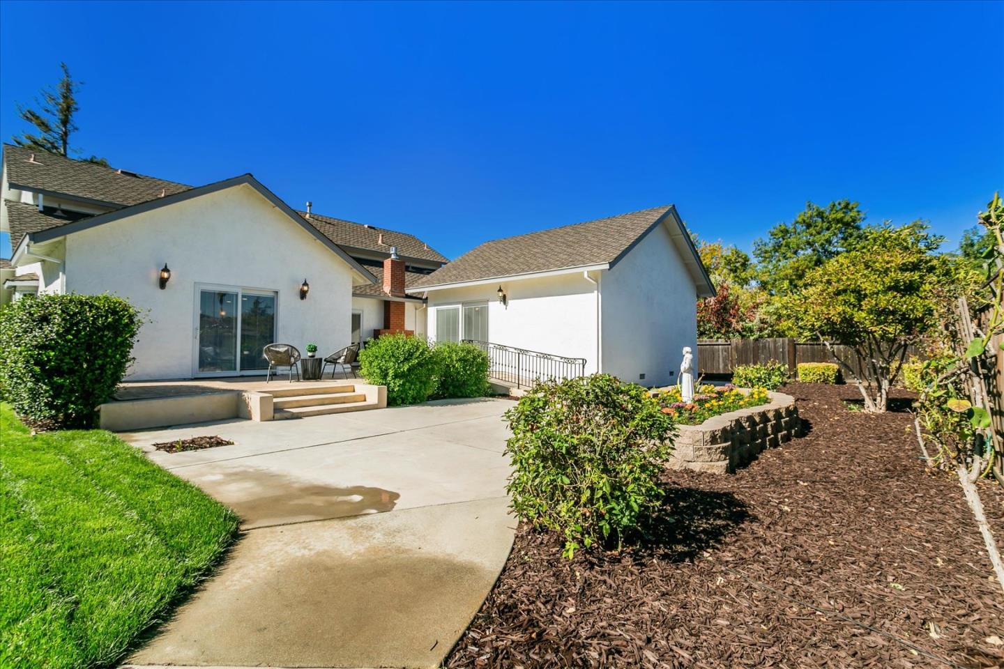 6760 Misty Willow CT