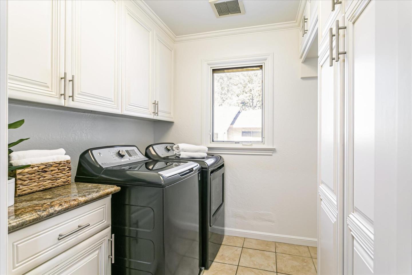 6760 Misty Willow CT