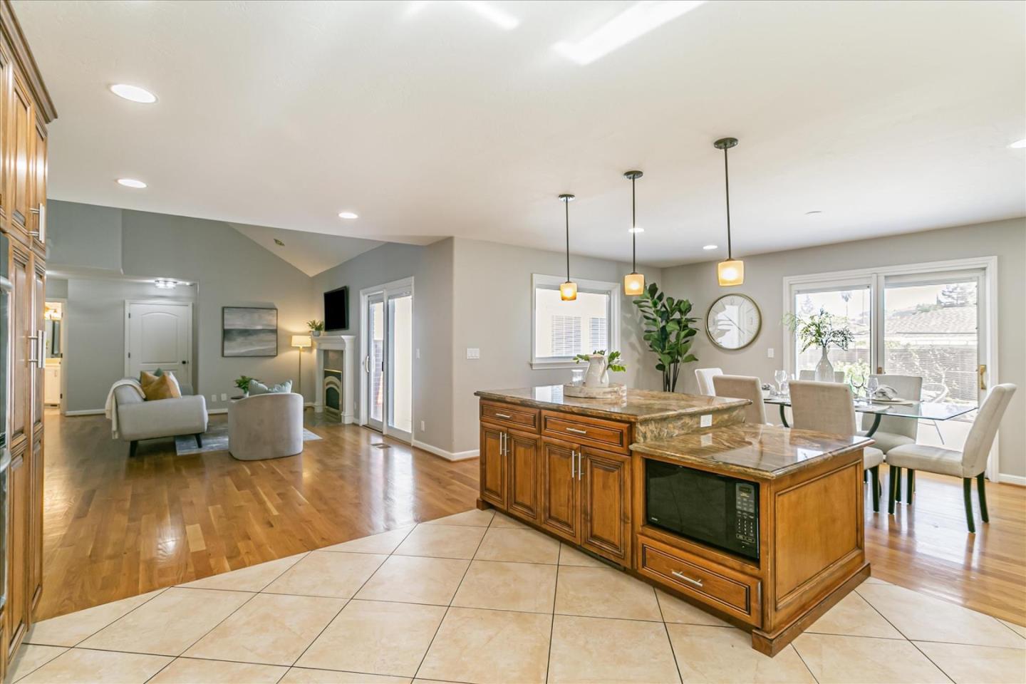 6760 Misty Willow CT