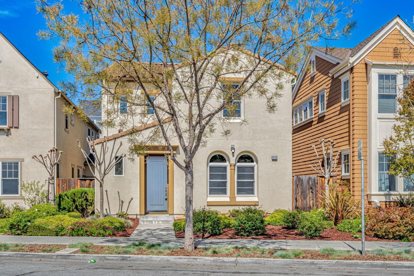 310 Villa ST