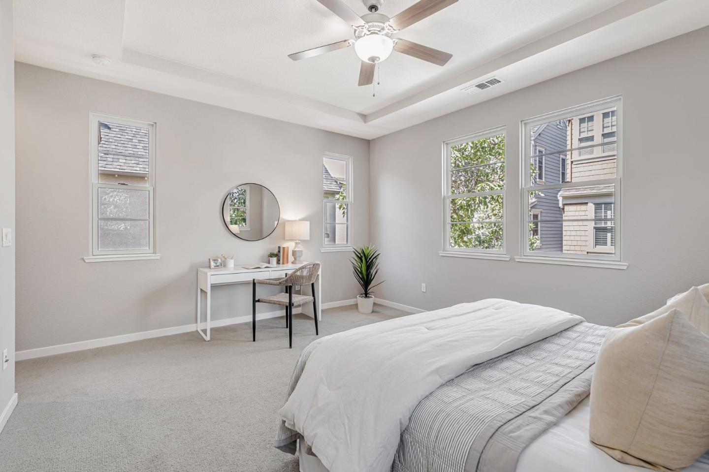 310 Villa ST