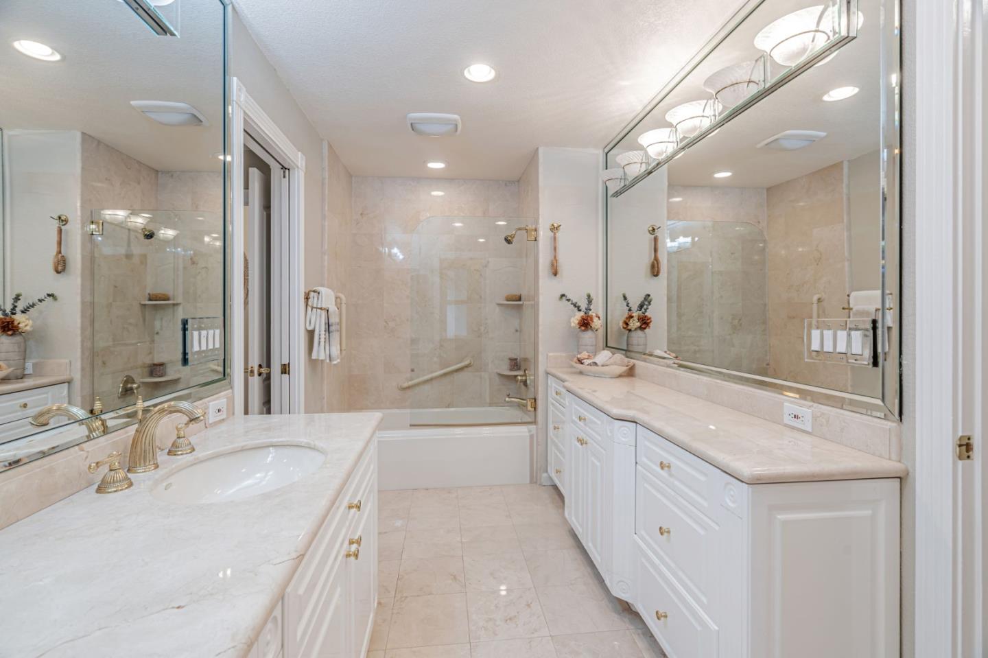 6744 Leyland Park DR