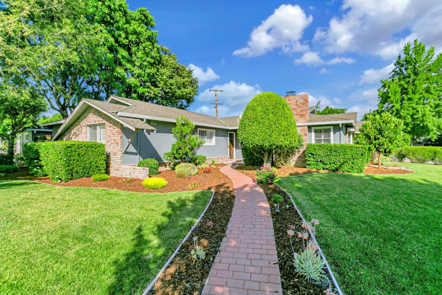 2794 Gardendale DR