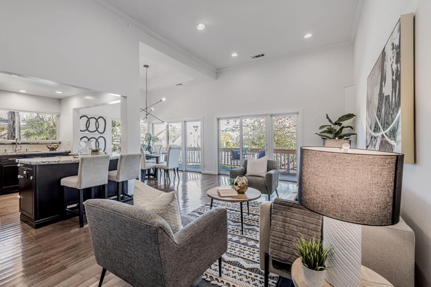 21 Calypso LN