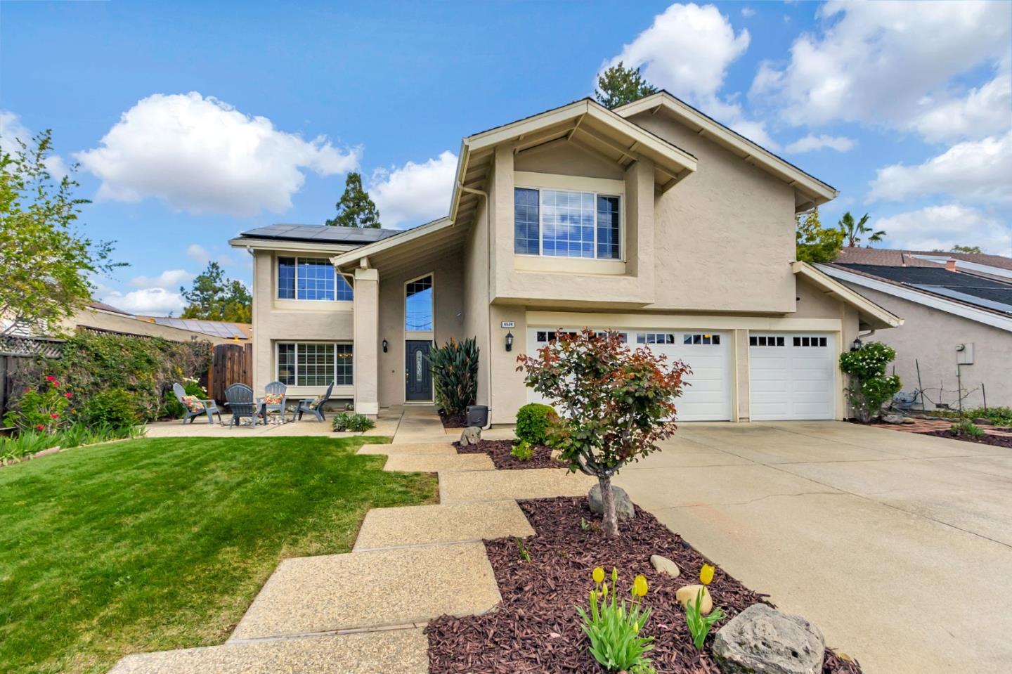 6524 Bose LN