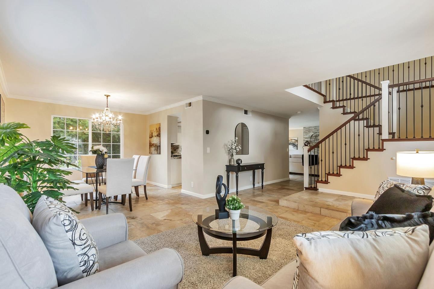 6524 Bose LN