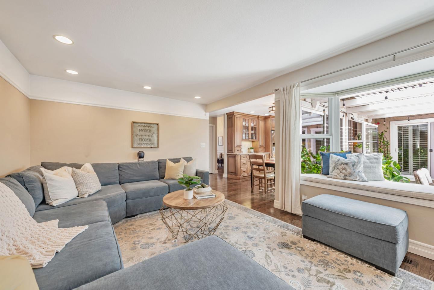 6555 Timberview Drive