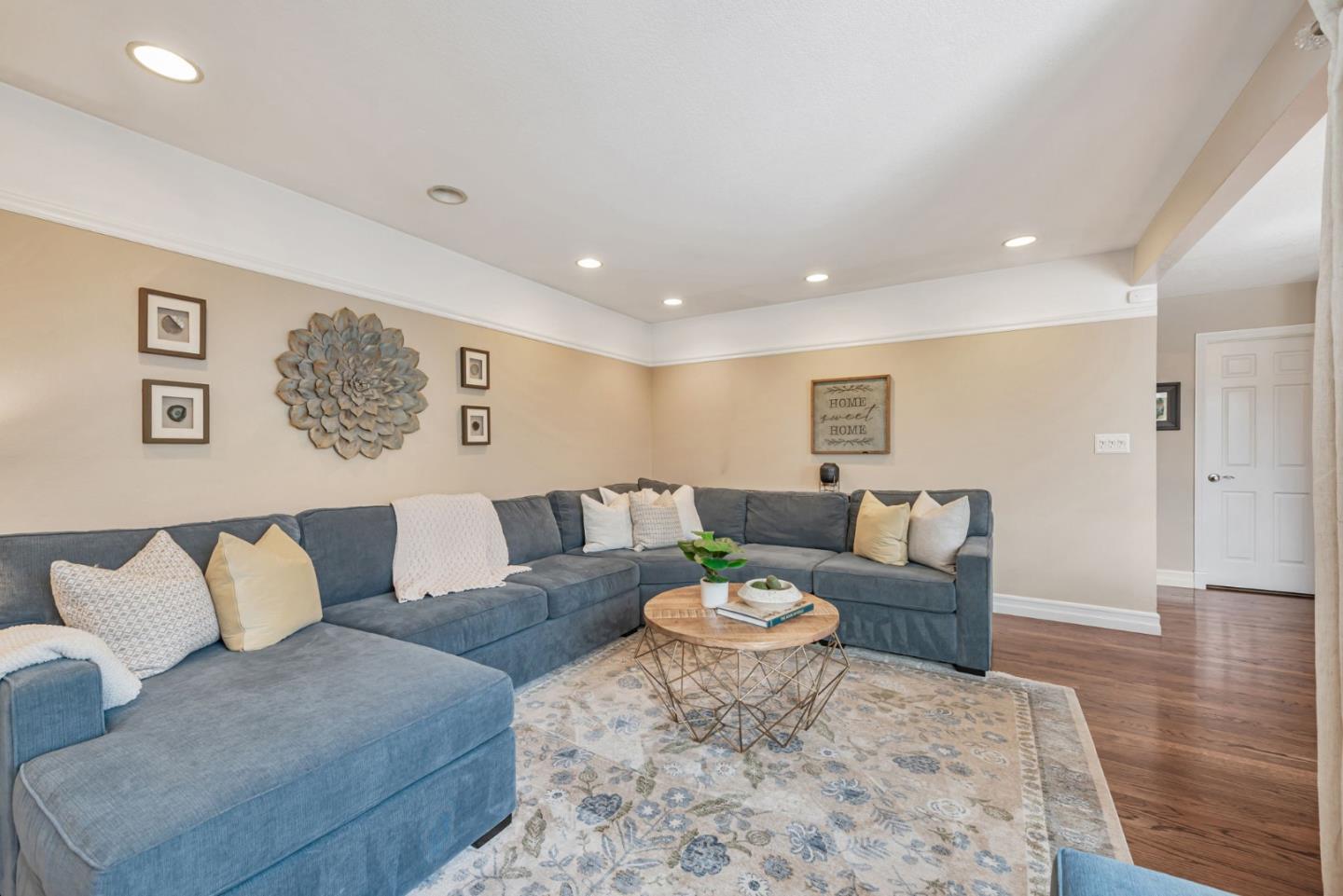 6555 Timberview Drive