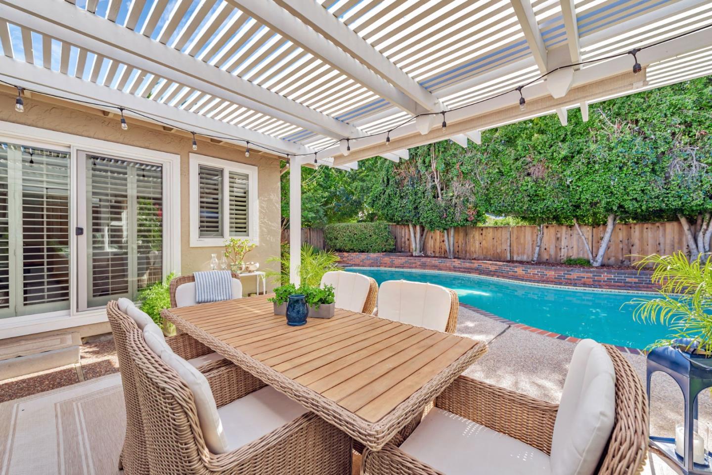 6555 Timberview Drive