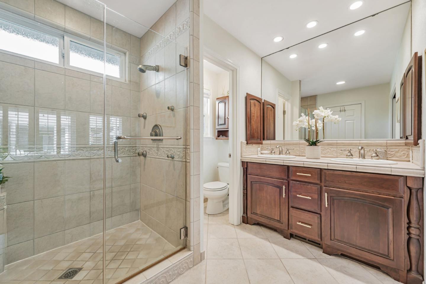 6555 Timberview Drive