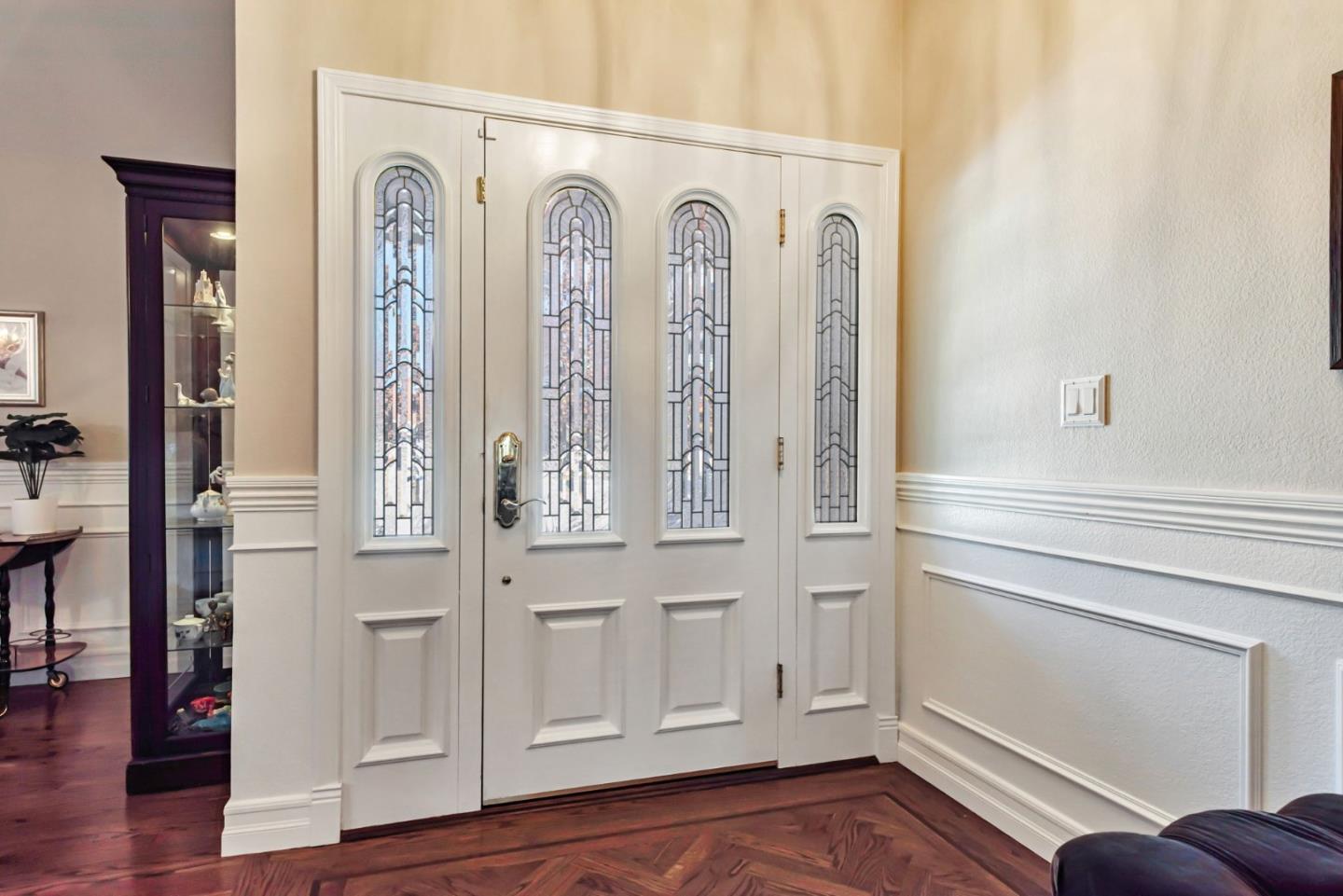 6555 Timberview Drive