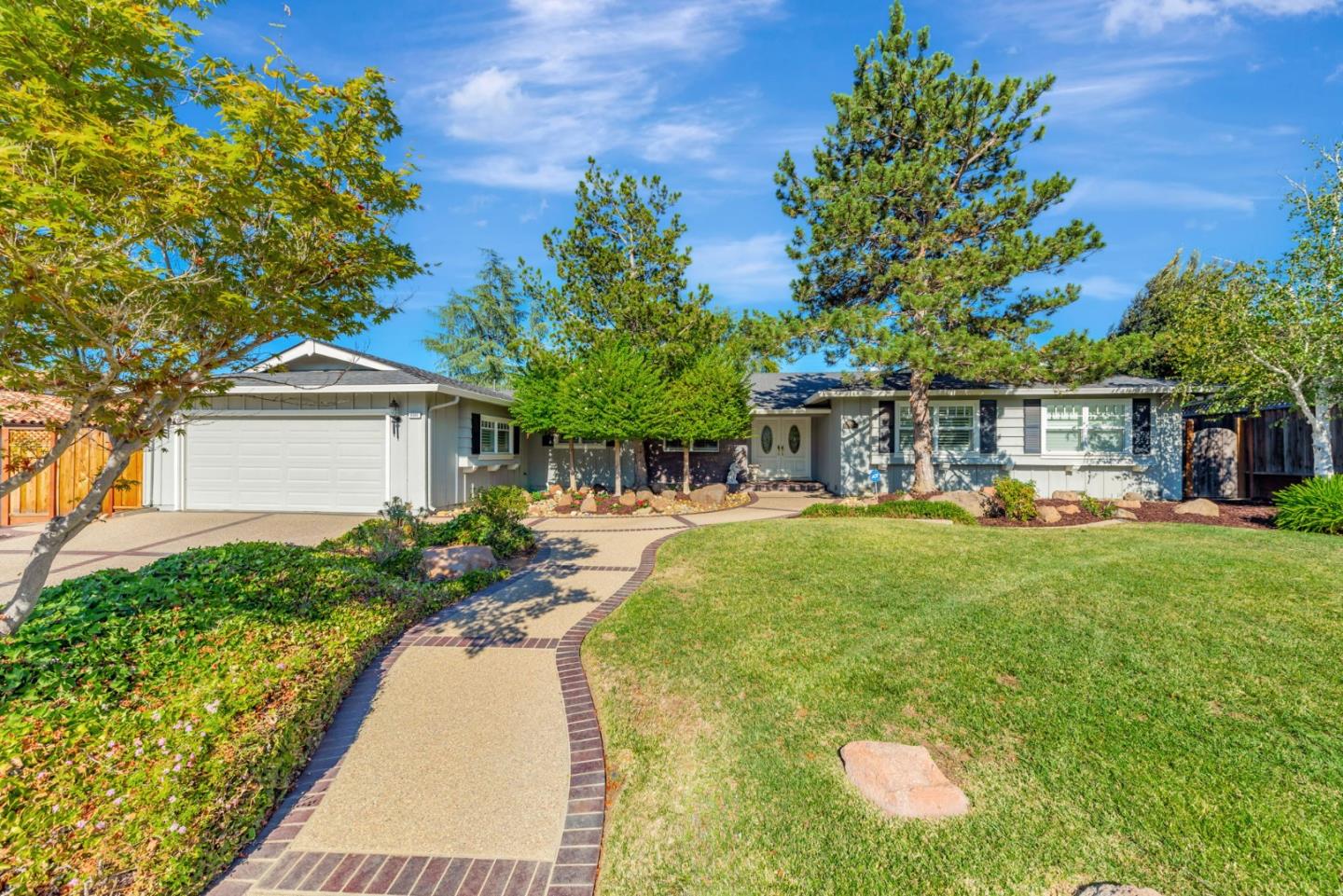 6540 Camelia Drive