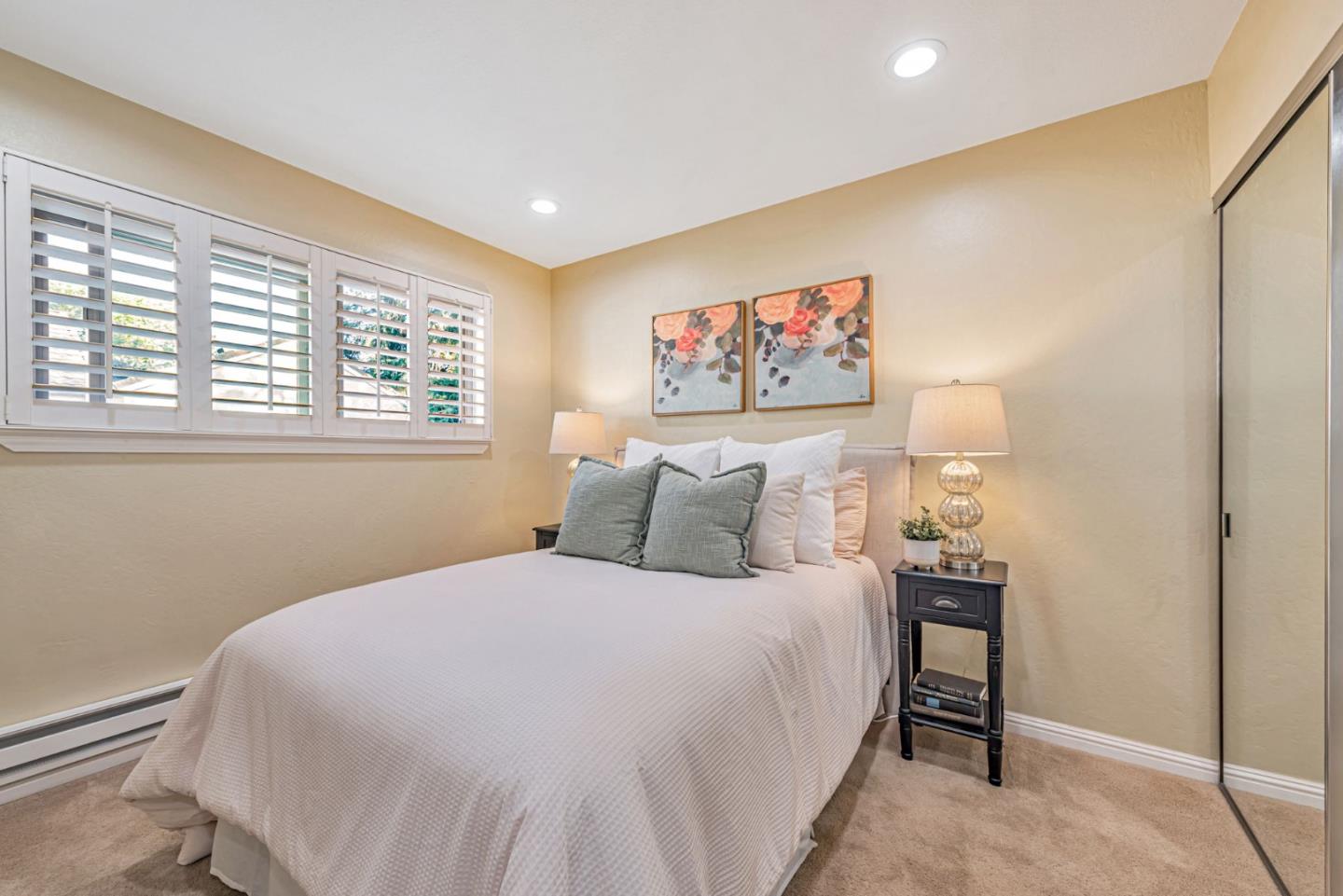 2559 Lancaster Court