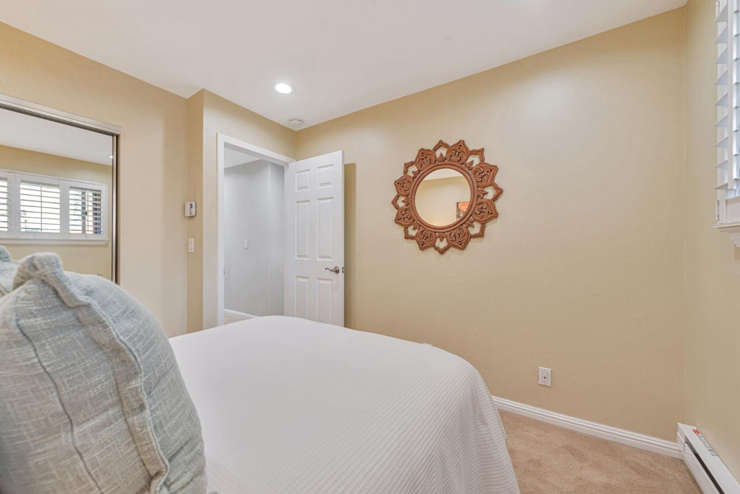 2559 Lancaster Court