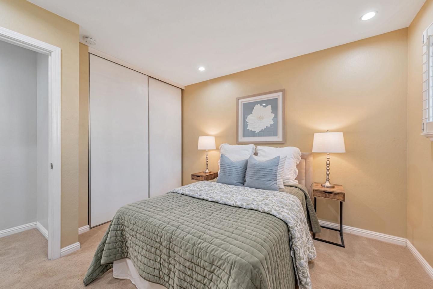 2559 Lancaster Court