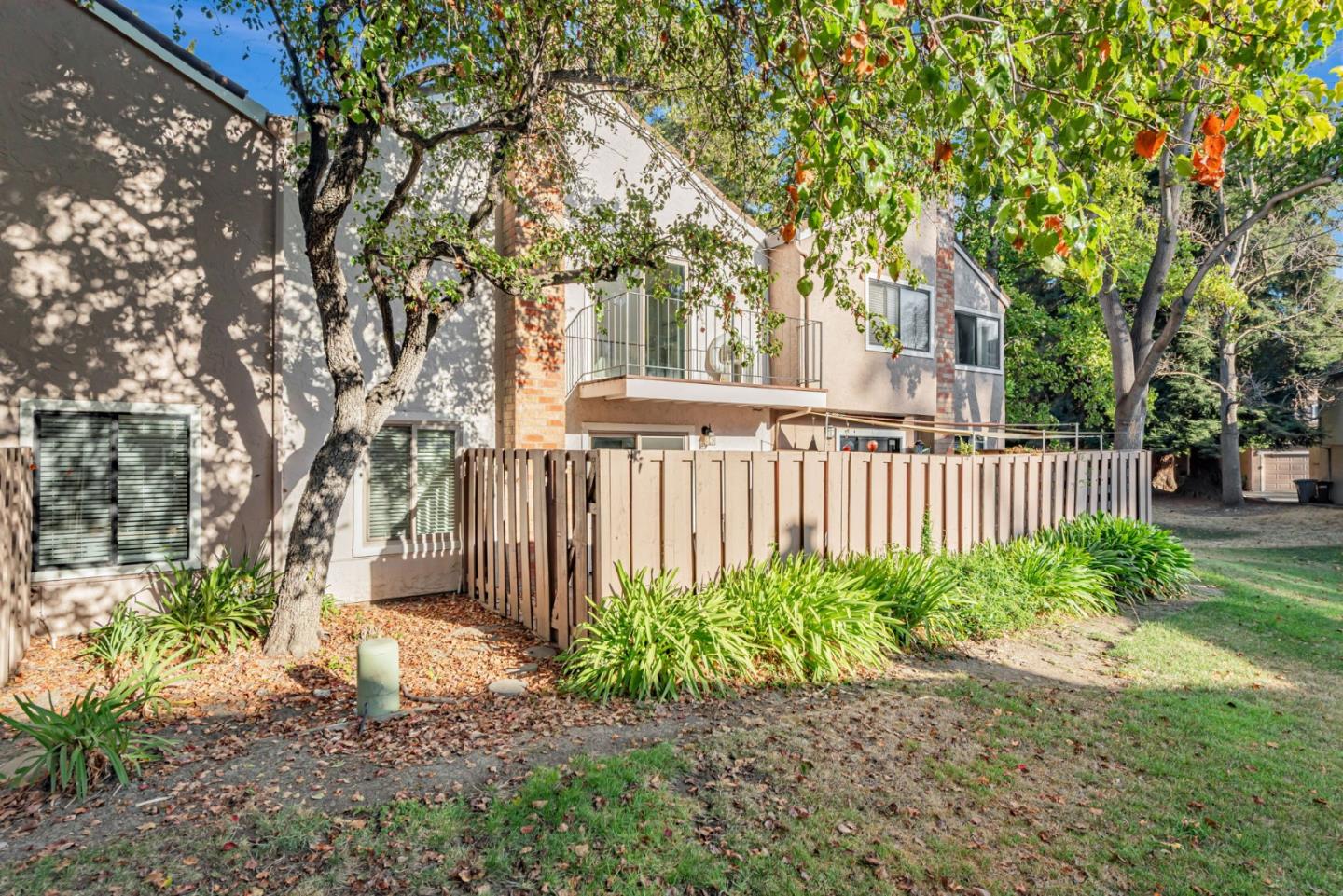 2559 Lancaster Court