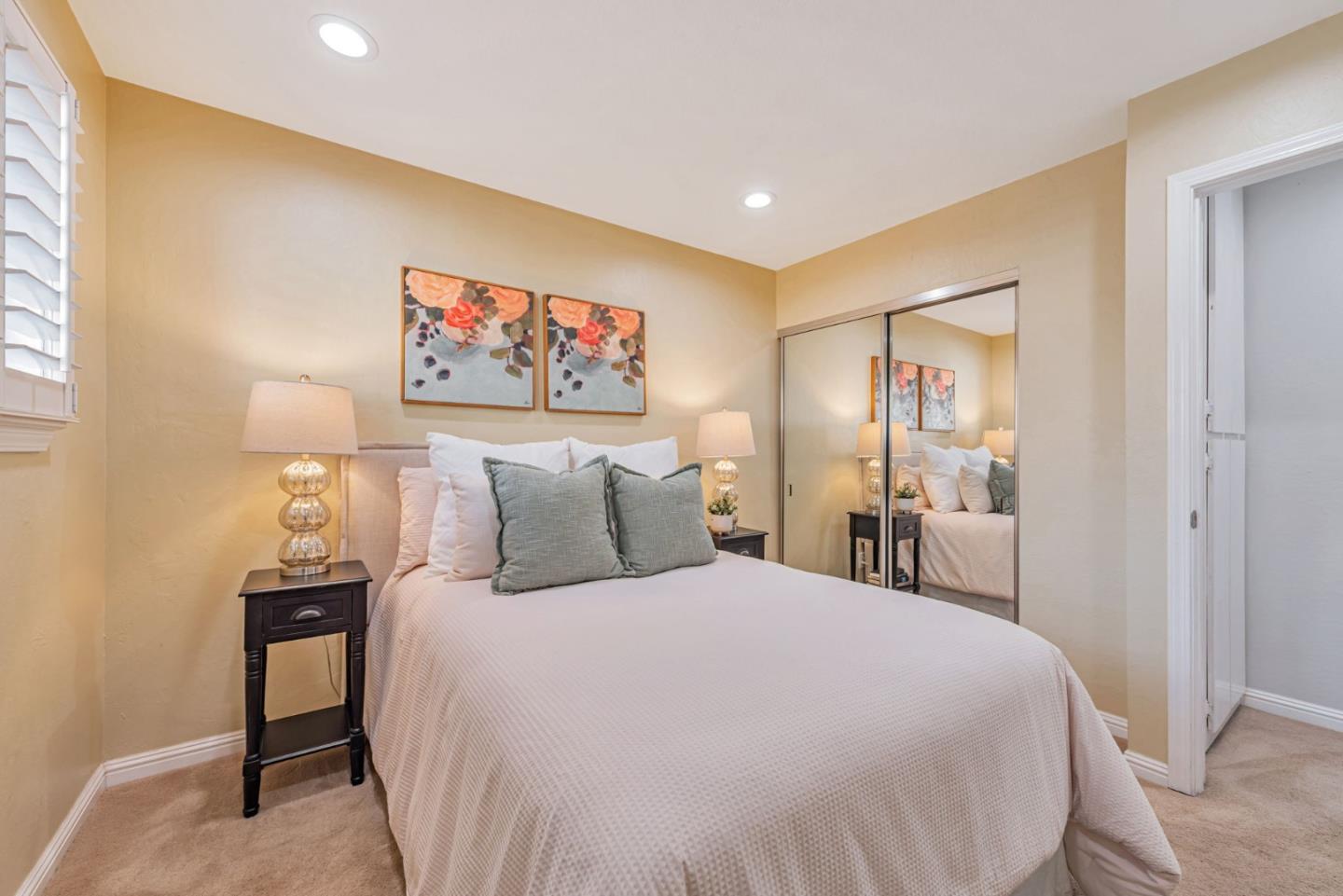 2559 Lancaster Court