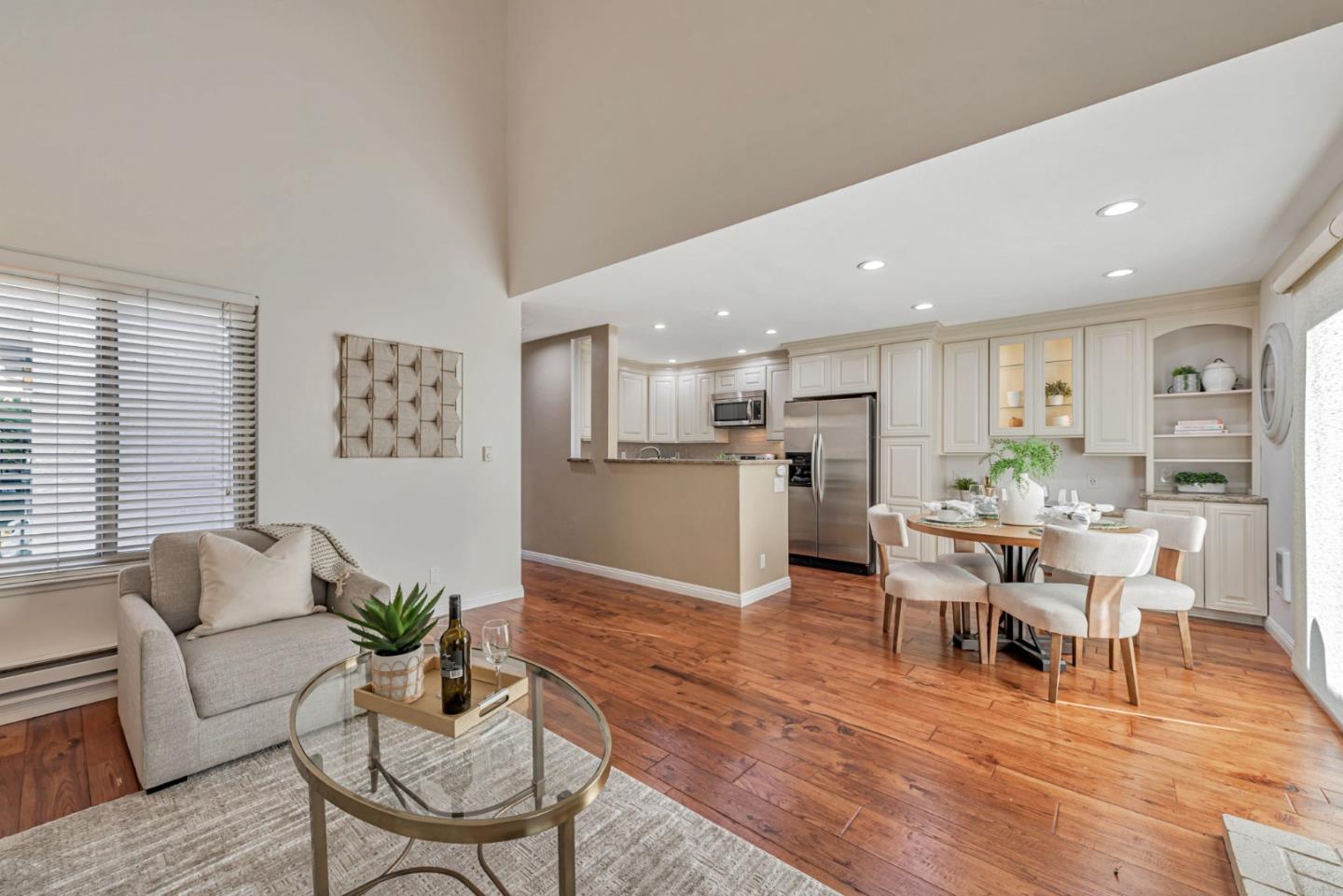 2559 Lancaster Court