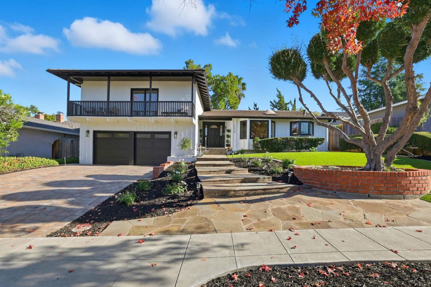 1174 Old Oak Drive