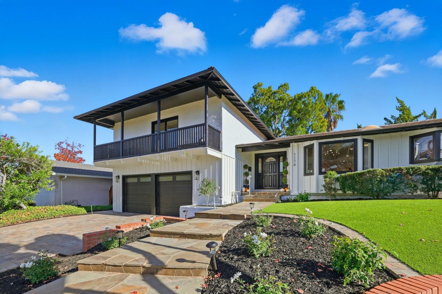 1174 Old Oak Drive