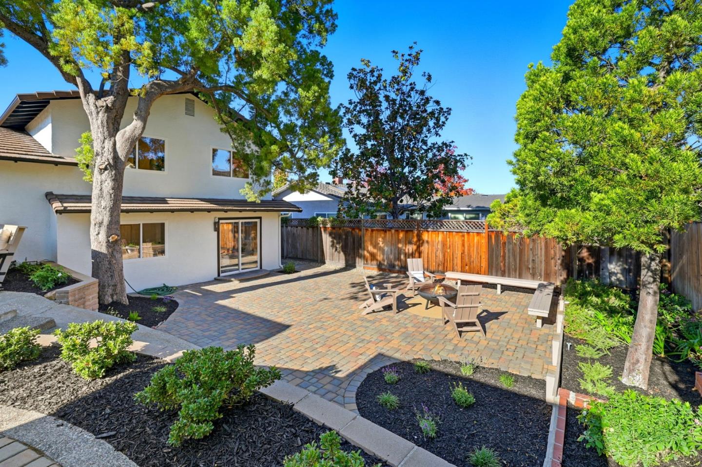 1174 Old Oak Drive