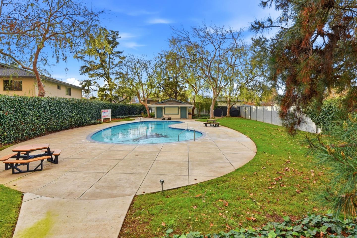 383 East Latimer Avenue 2