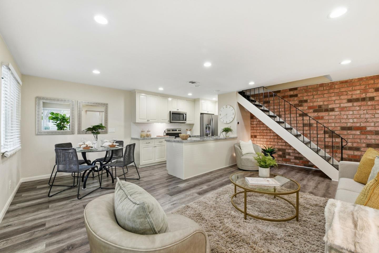 383 East Latimer Avenue 2