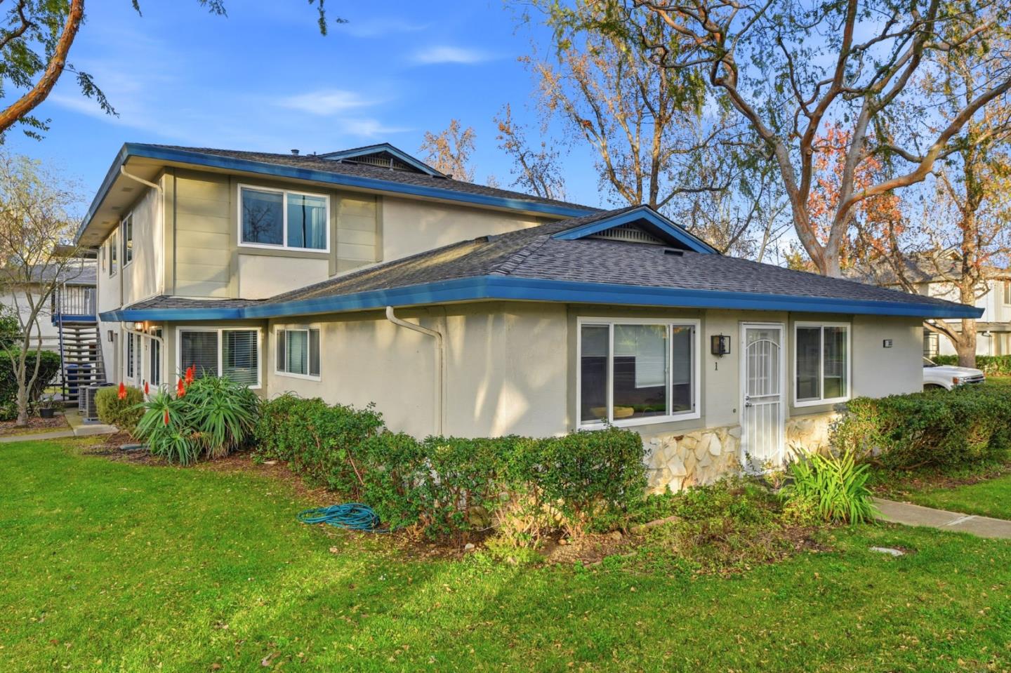 383 East Latimer Avenue 2