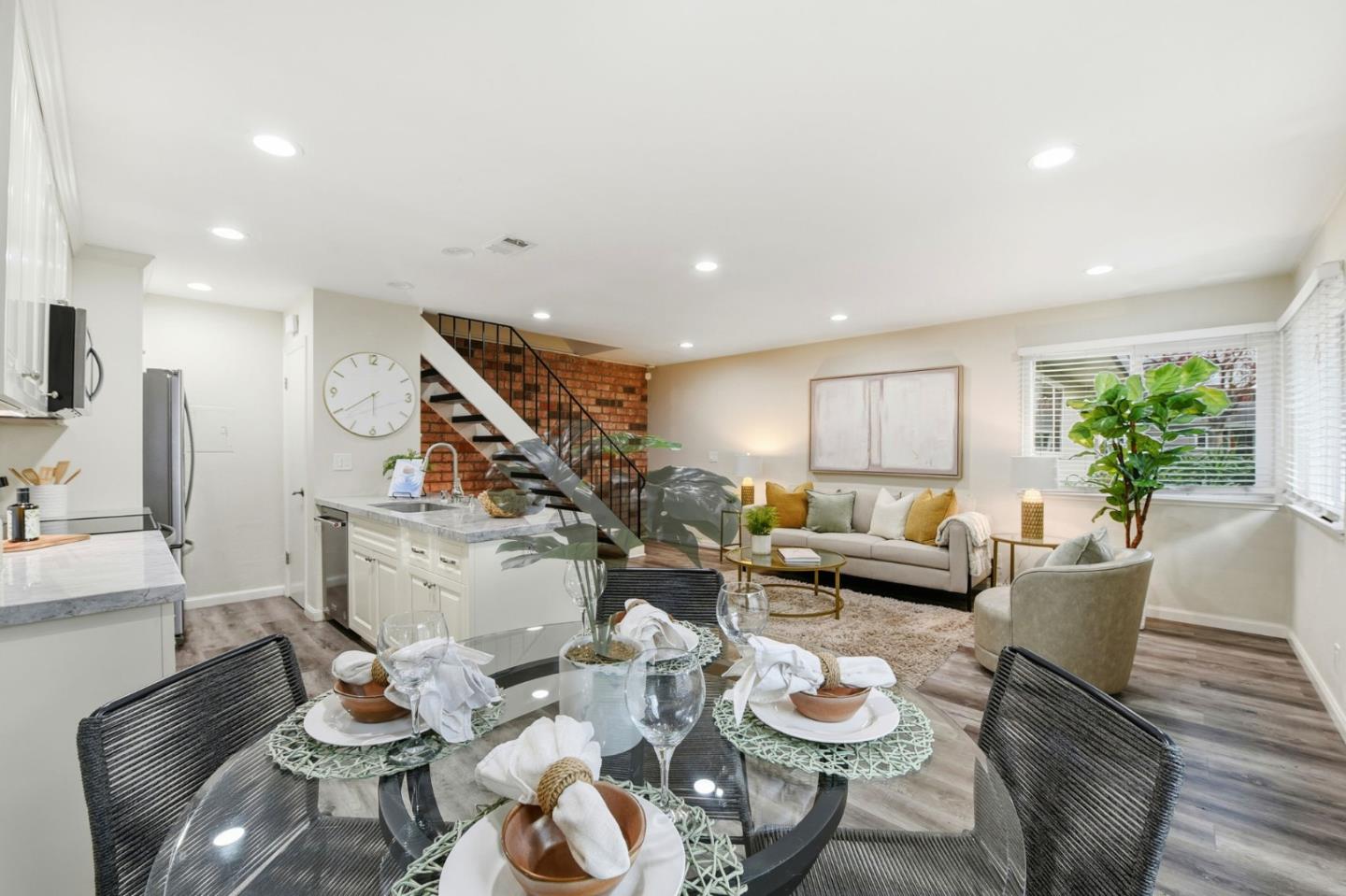 383 East Latimer Avenue 2