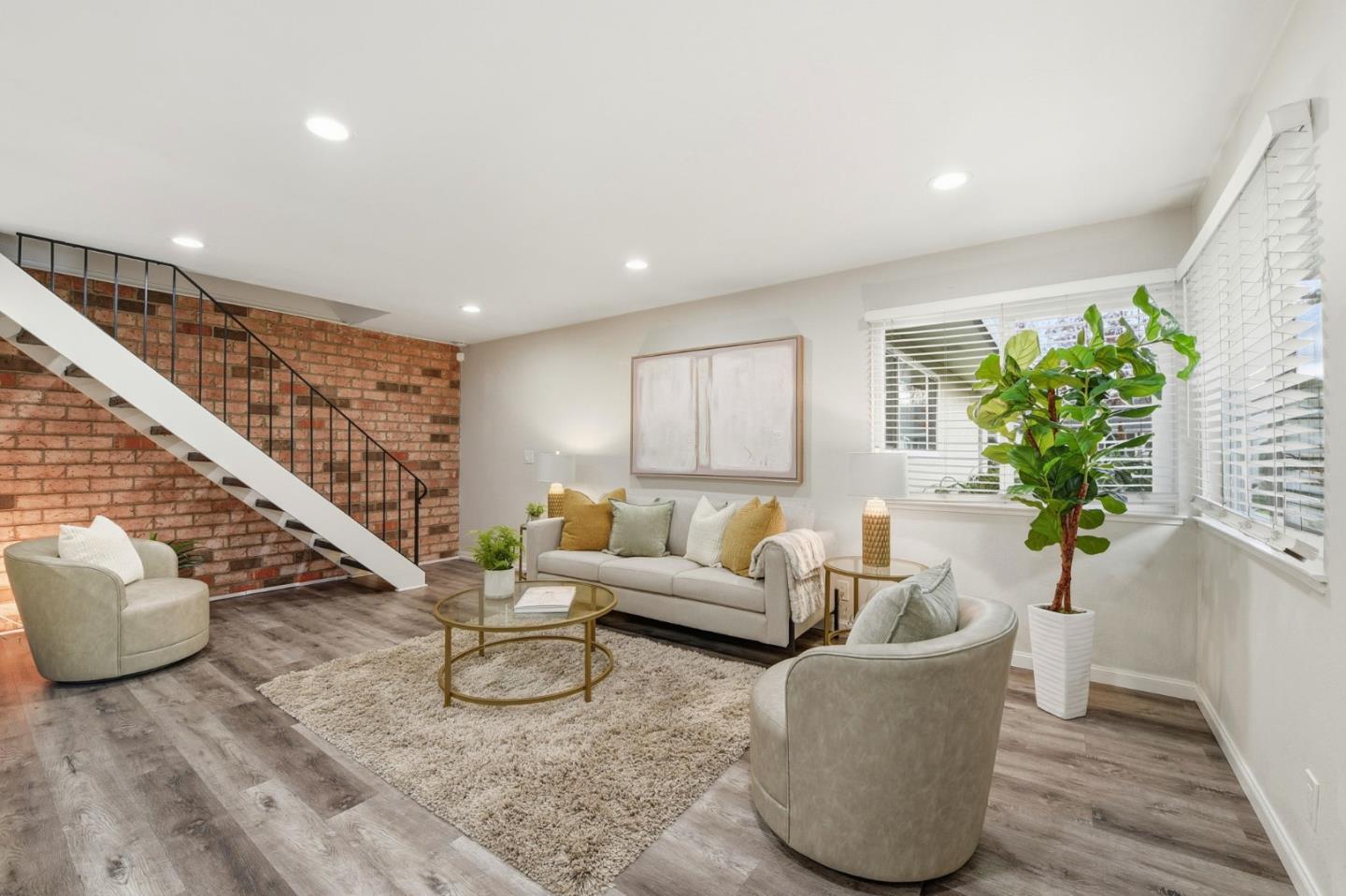 383 East Latimer Avenue 2