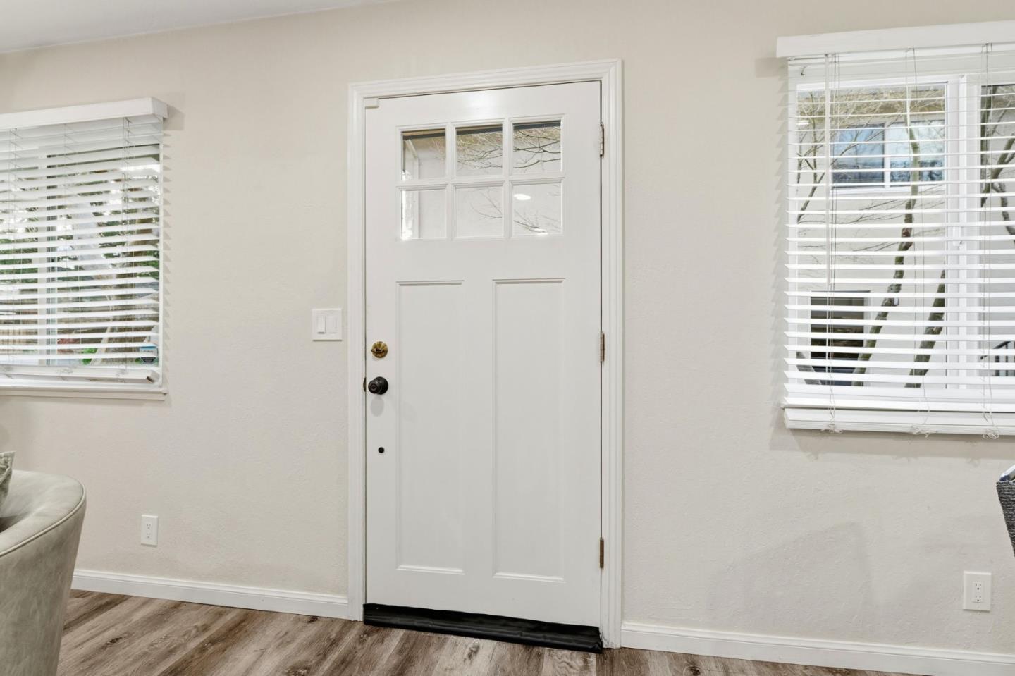 383 East Latimer Avenue 2