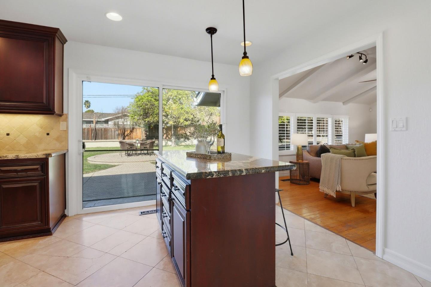 1241 Hillcrest Drive