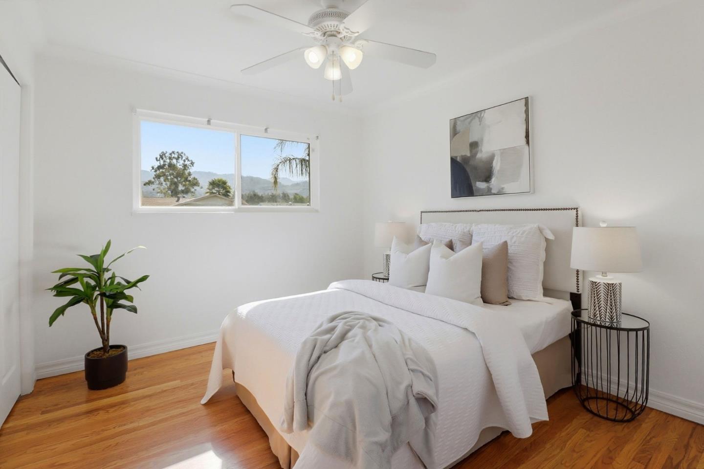 1241 Hillcrest Drive