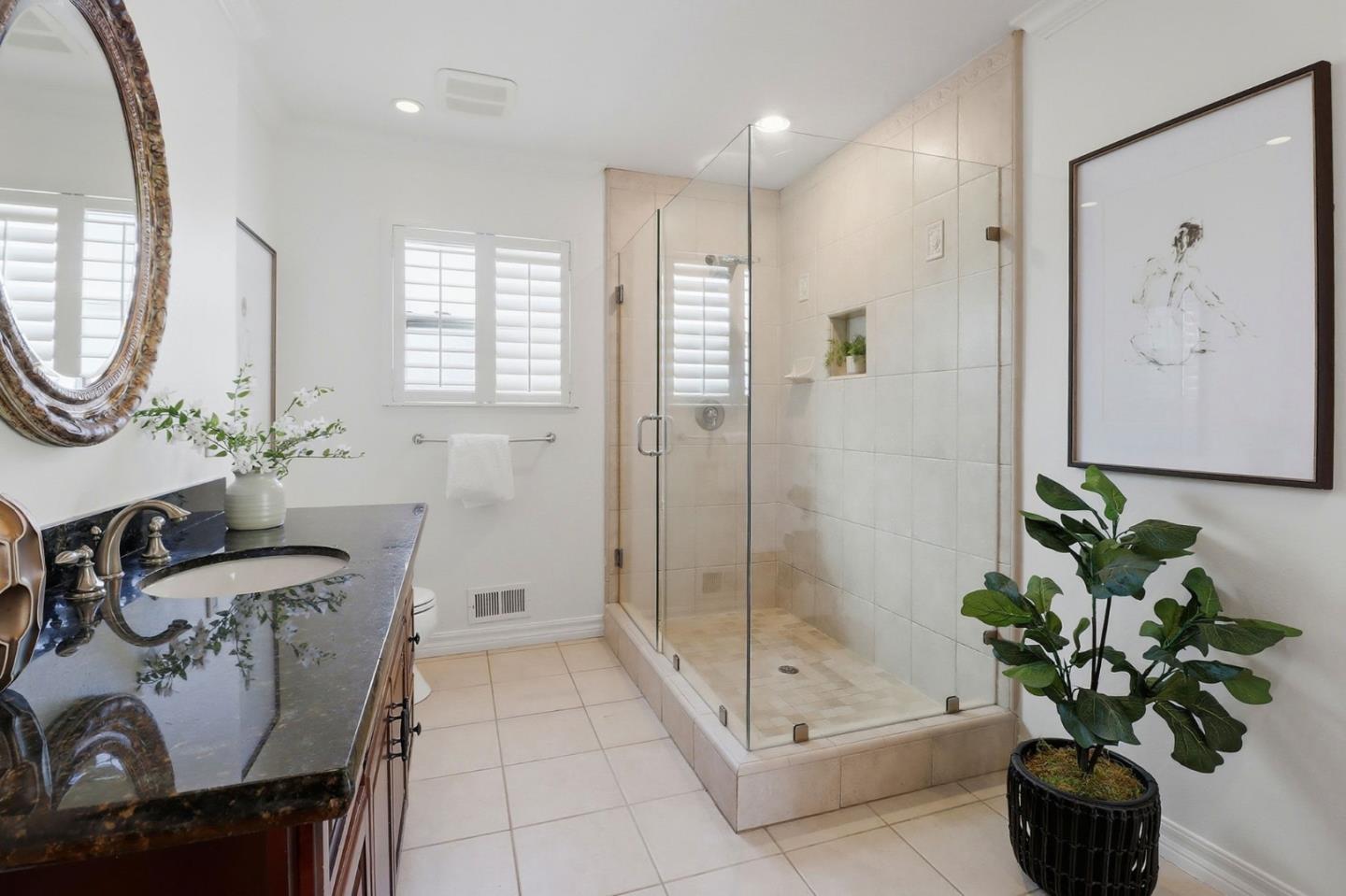 1241 Hillcrest Drive