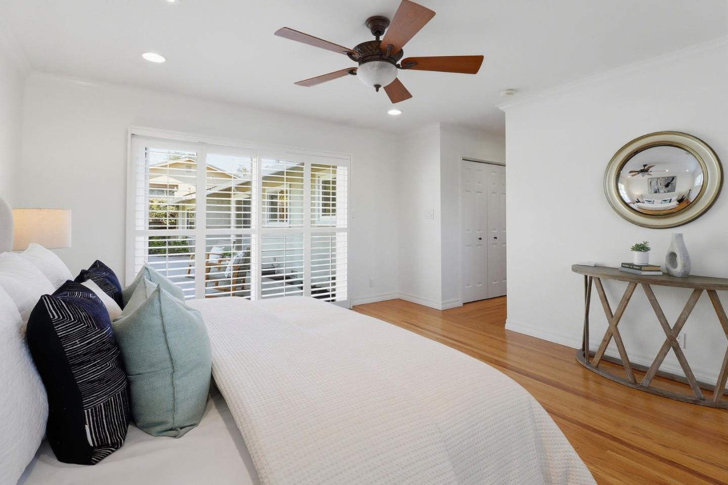 1241 Hillcrest Drive