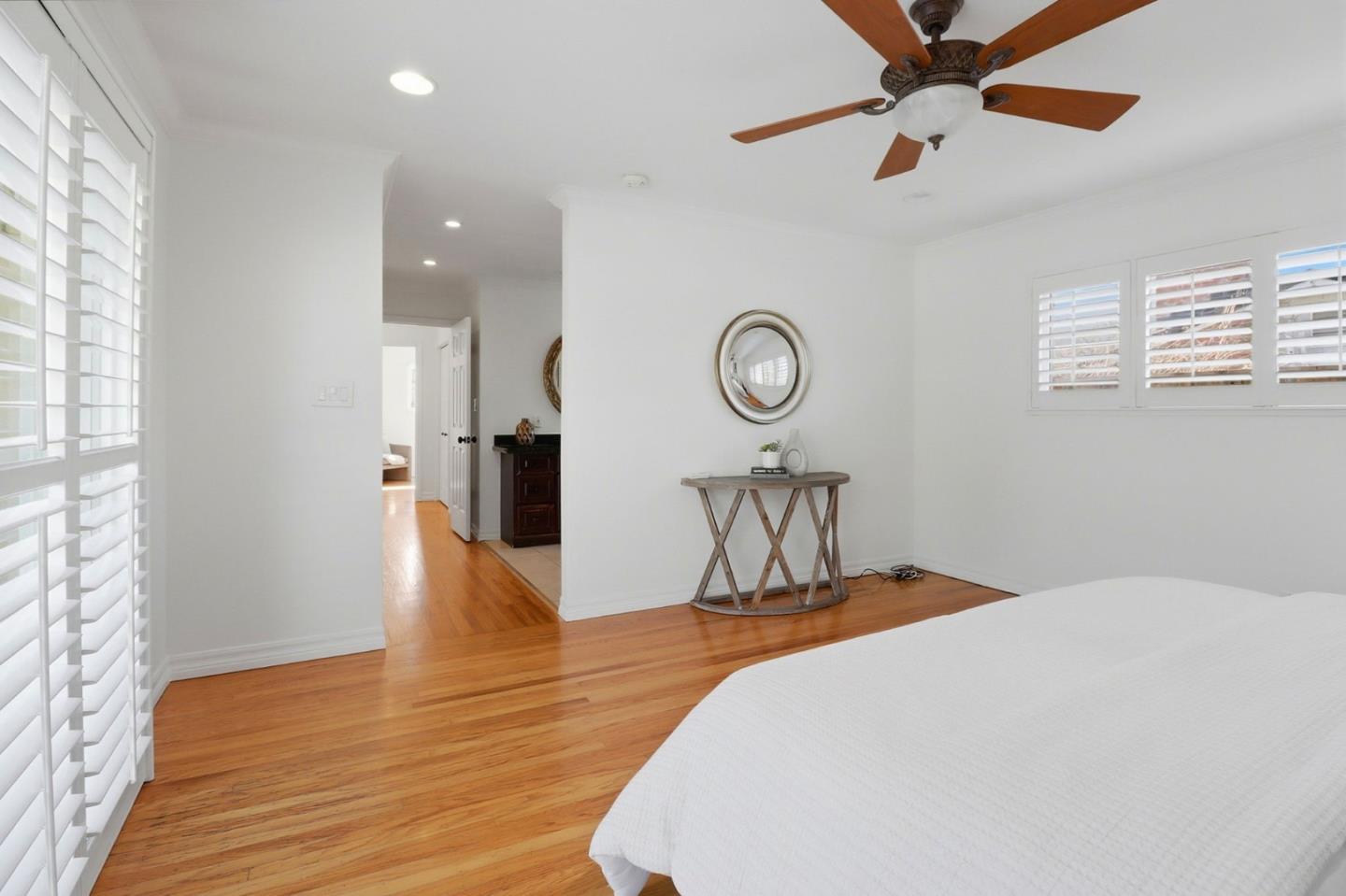 1241 Hillcrest Drive