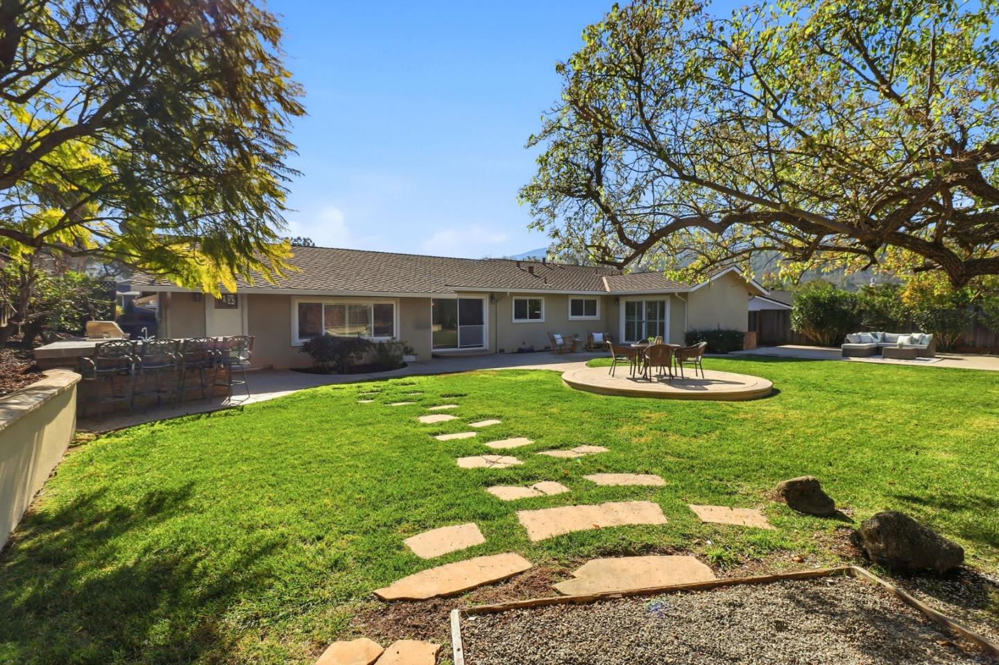 1241 Hillcrest Drive