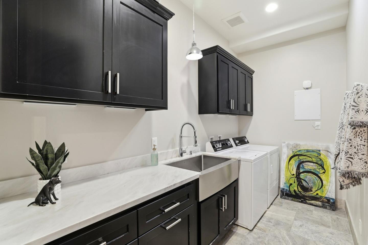 6690 Indian Springs Court