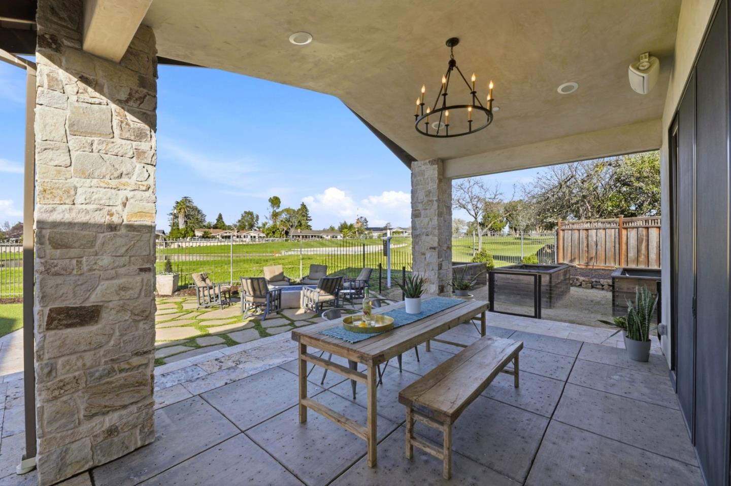 6690 Indian Springs Court