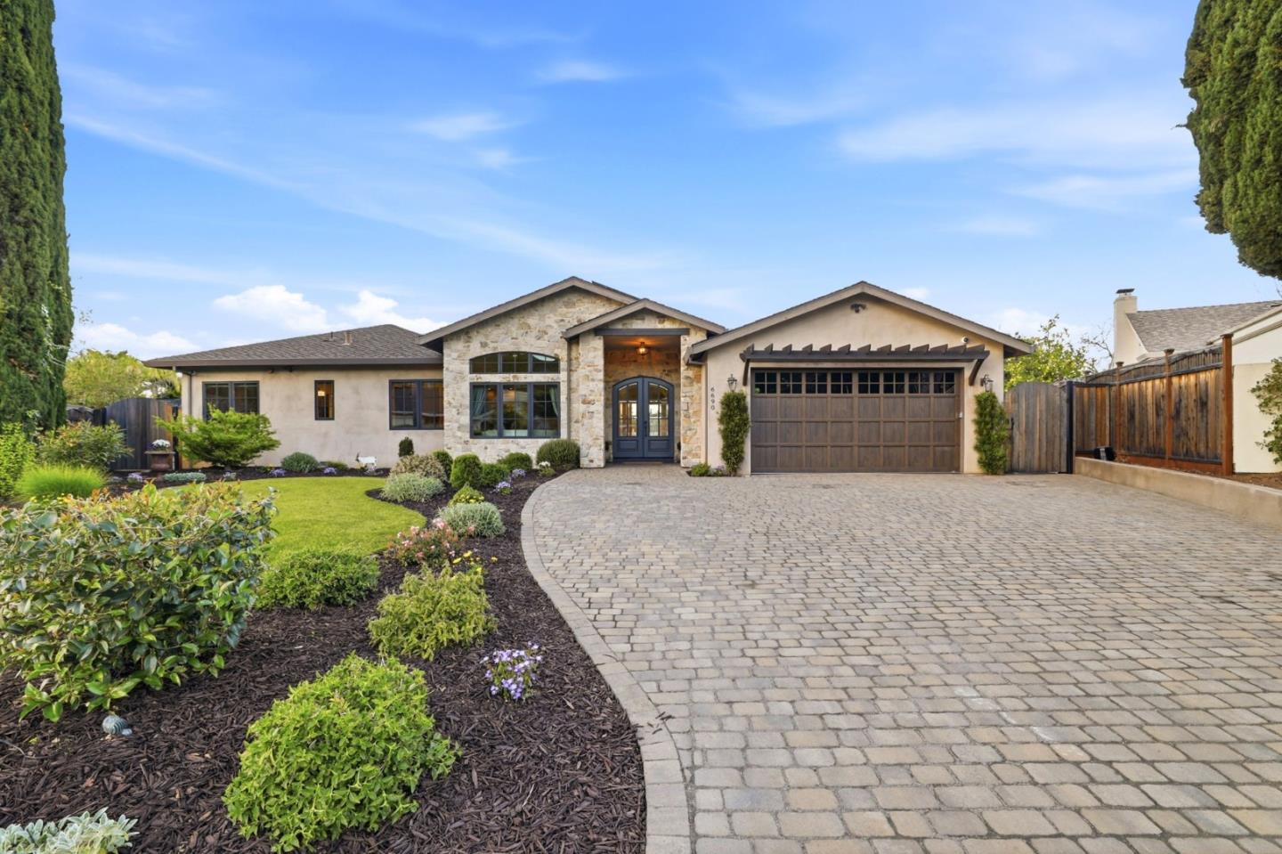 6690 Indian Springs Court