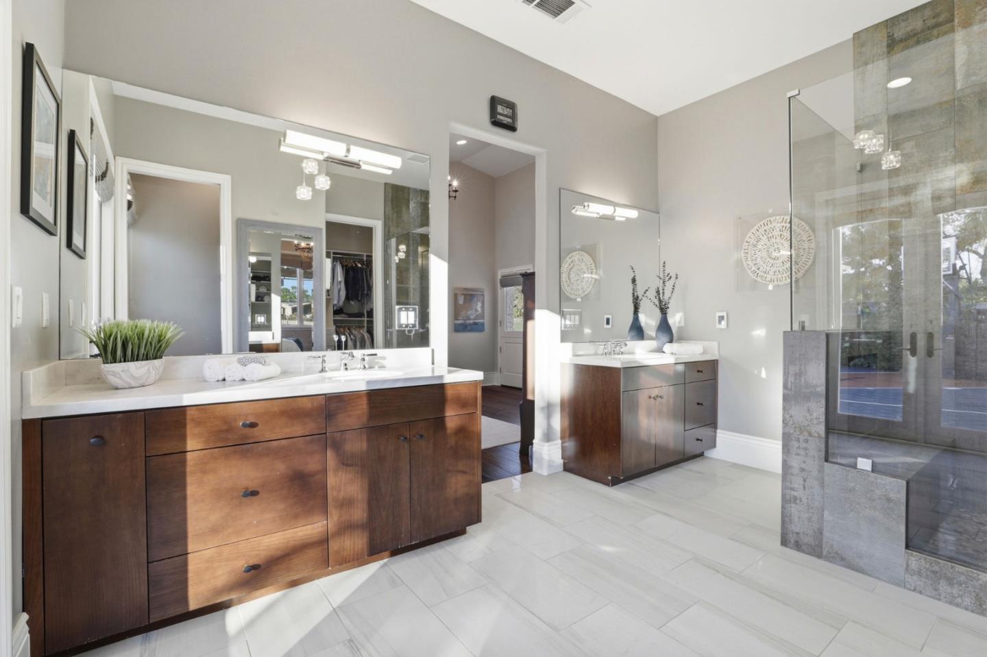 6690 Indian Springs Court