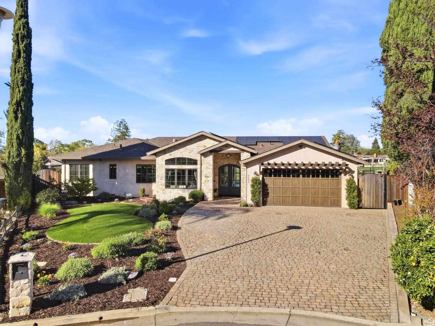 6690 Indian Springs Court